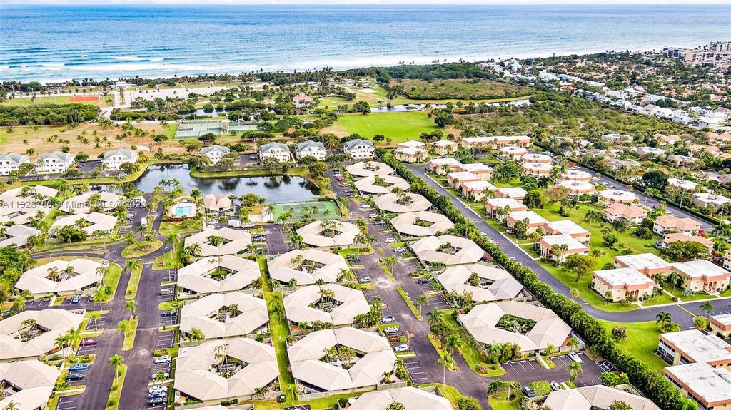 Photo of 1127 E Seminole Ave #8A, Jupiter, FL 33477 (MLS # A11328700)