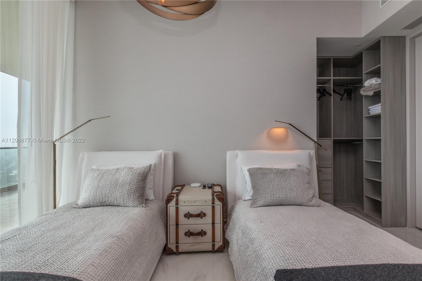18975 COLLINS CONDO - Residential Lease
