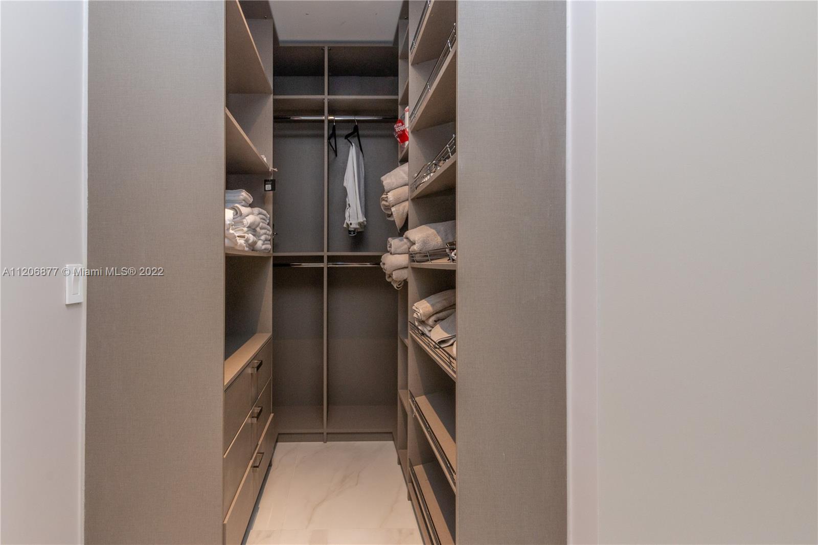 18975 COLLINS CONDO - Residential Lease