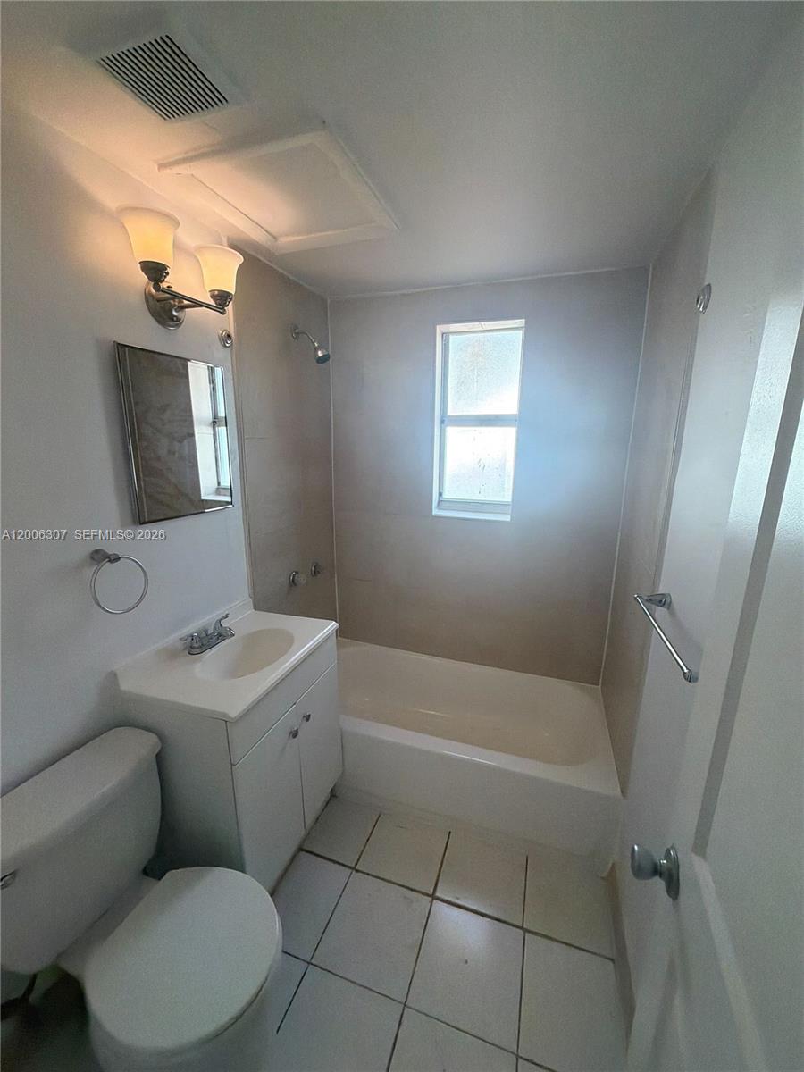 3669 Thomas Ave 10