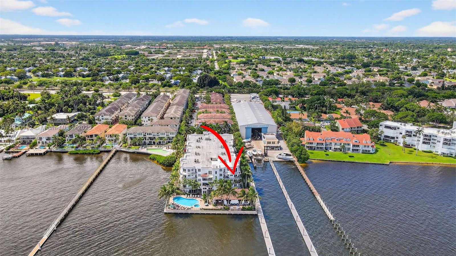 PENINSULA ON THE INTRACOA - Residential Lease