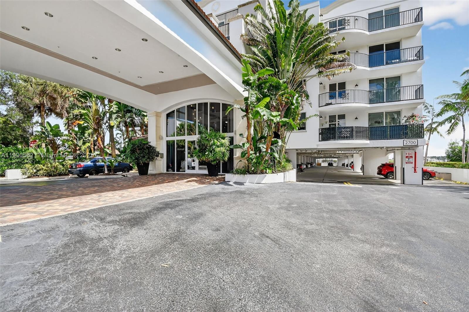 PENINSULA ON THE INTRACOA - Residential Lease