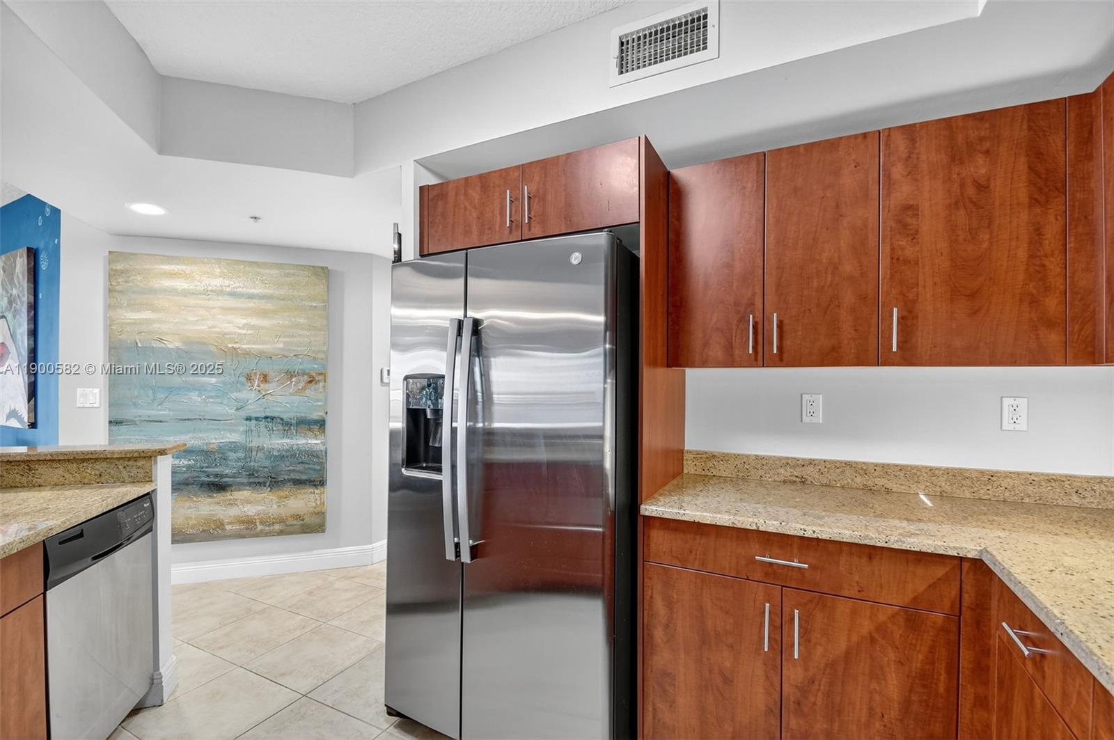 PENINSULA ON THE INTRACOA - Residential Lease