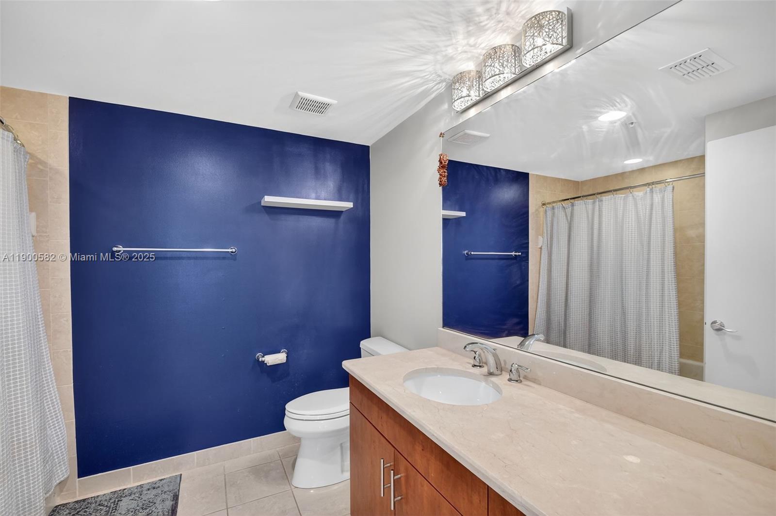 PENINSULA ON THE INTRACOA - Residential Lease