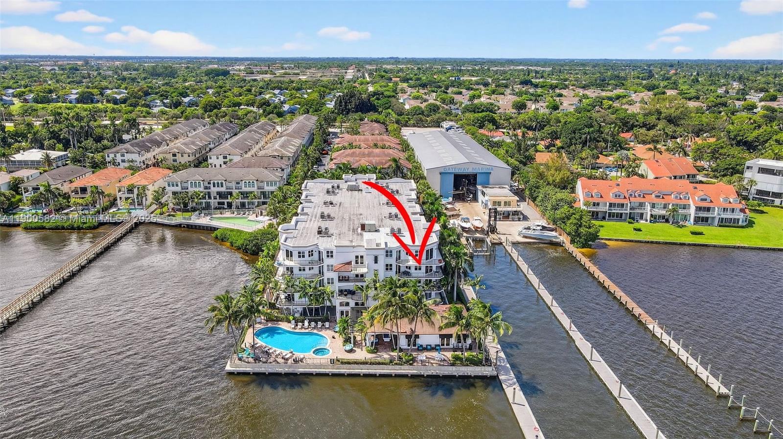 PENINSULA ON THE INTRACOA - Residential Lease