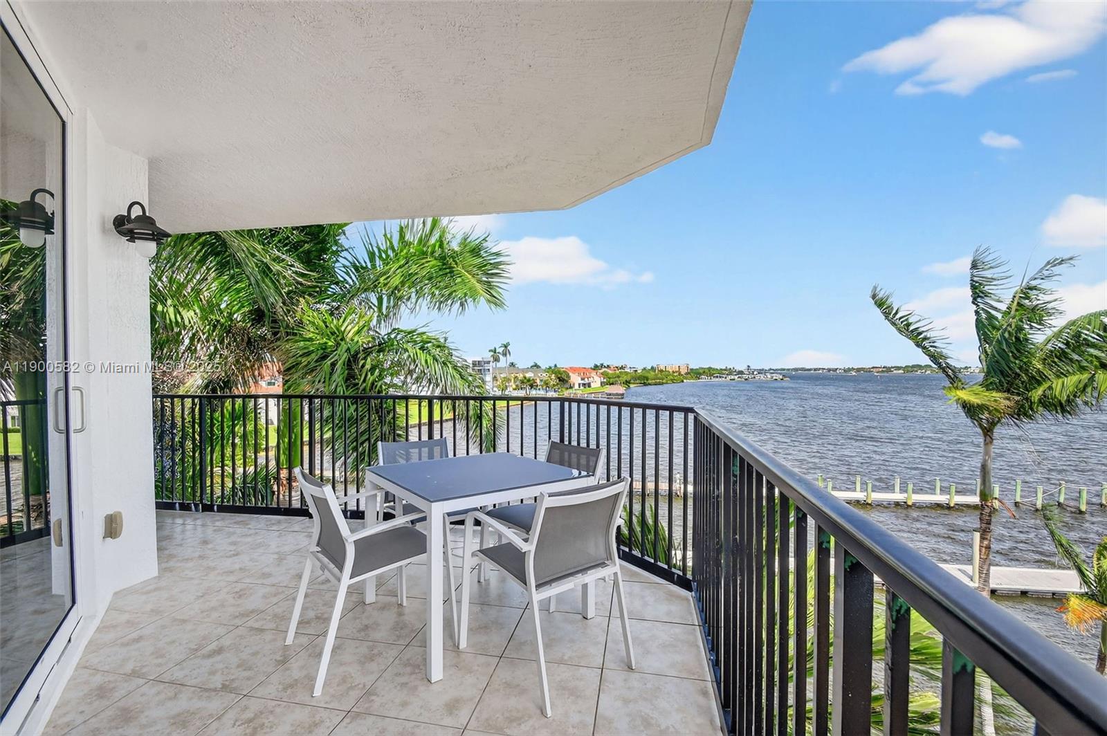 PENINSULA ON THE INTRACOA - Residential Lease