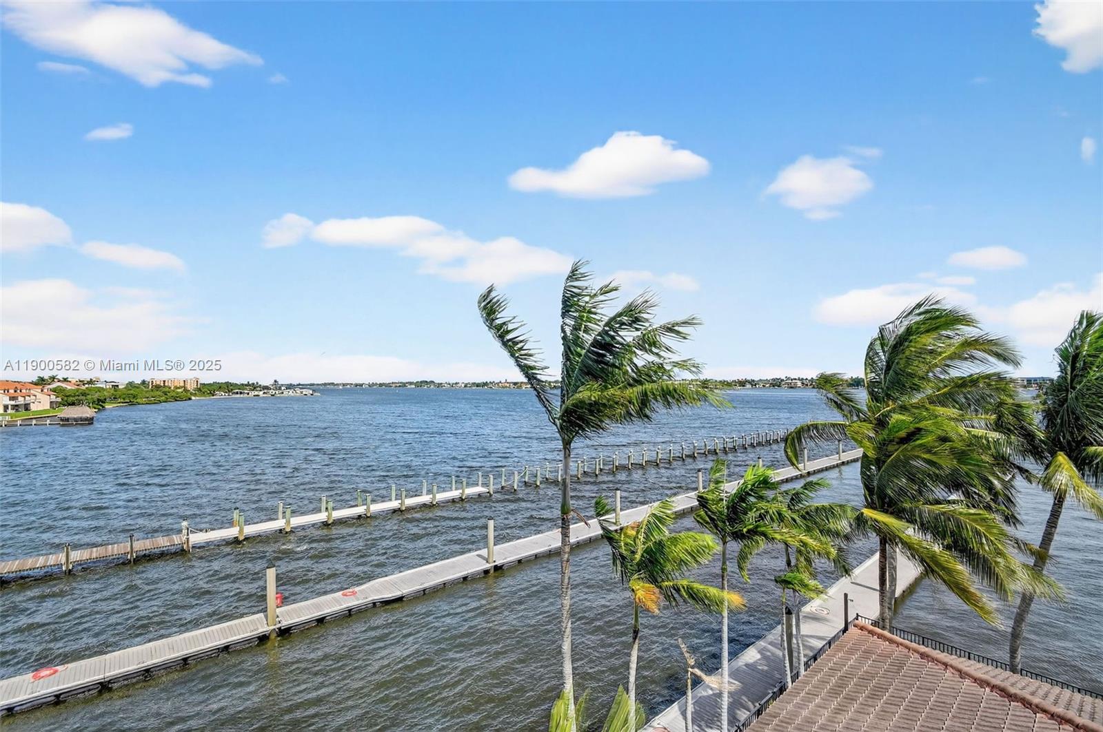 PENINSULA ON THE INTRACOA - Residential Lease