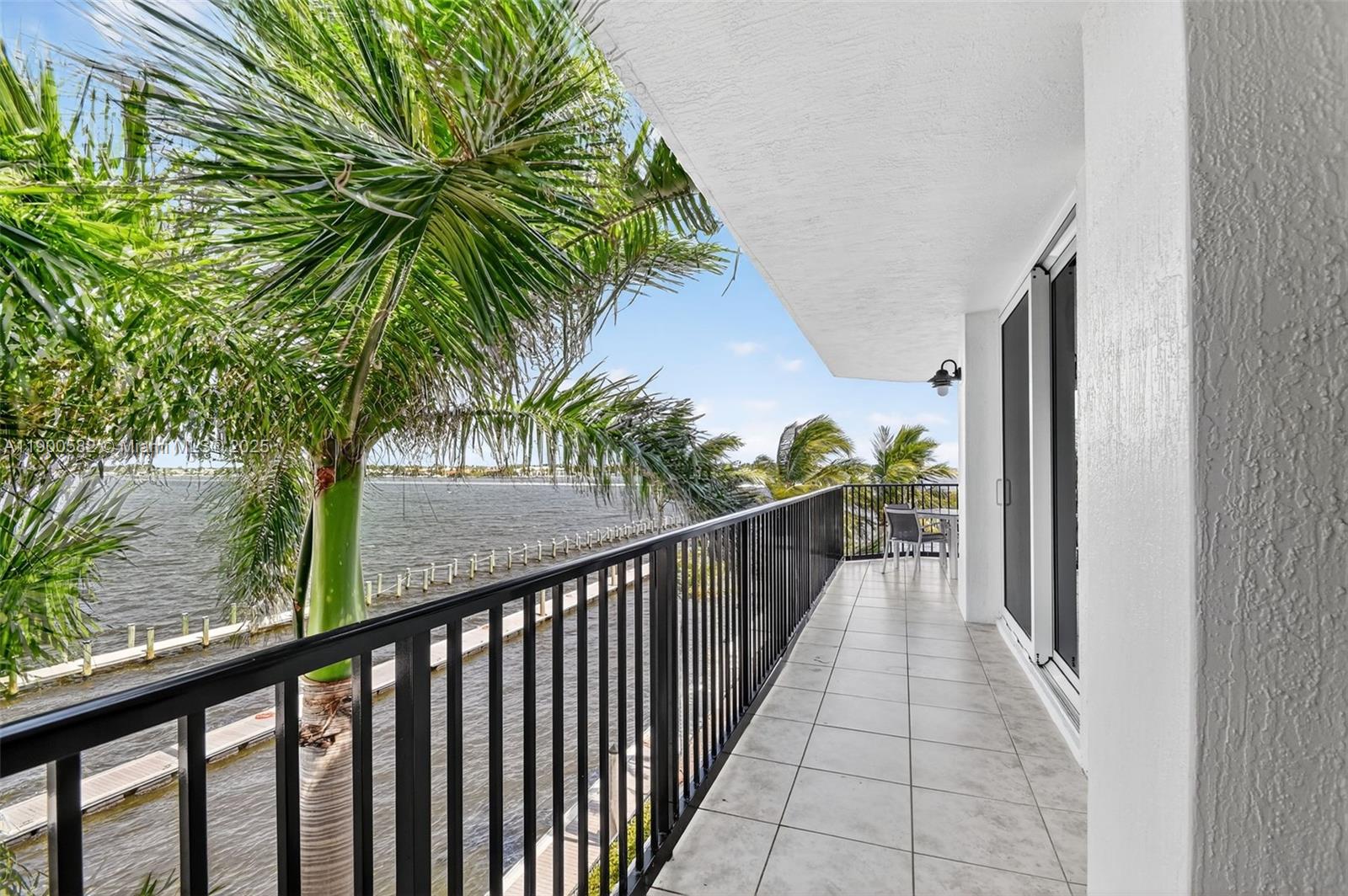 PENINSULA ON THE INTRACOA - Residential Lease