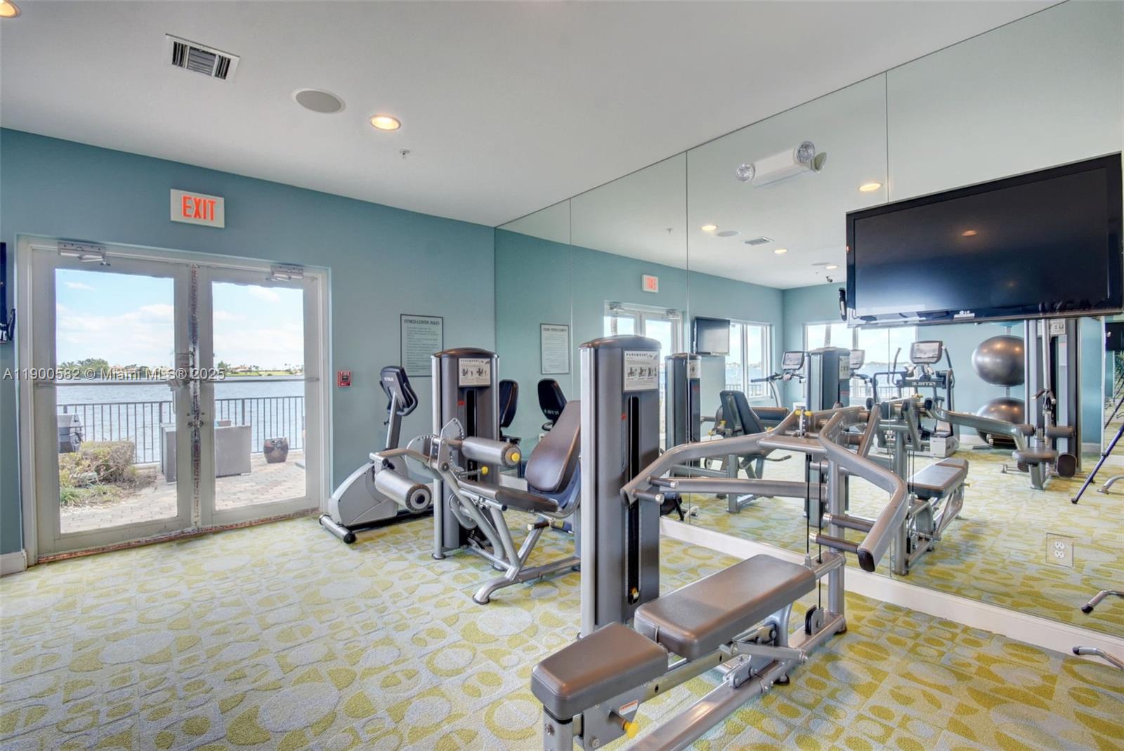 PENINSULA ON THE INTRACOA - Residential Lease