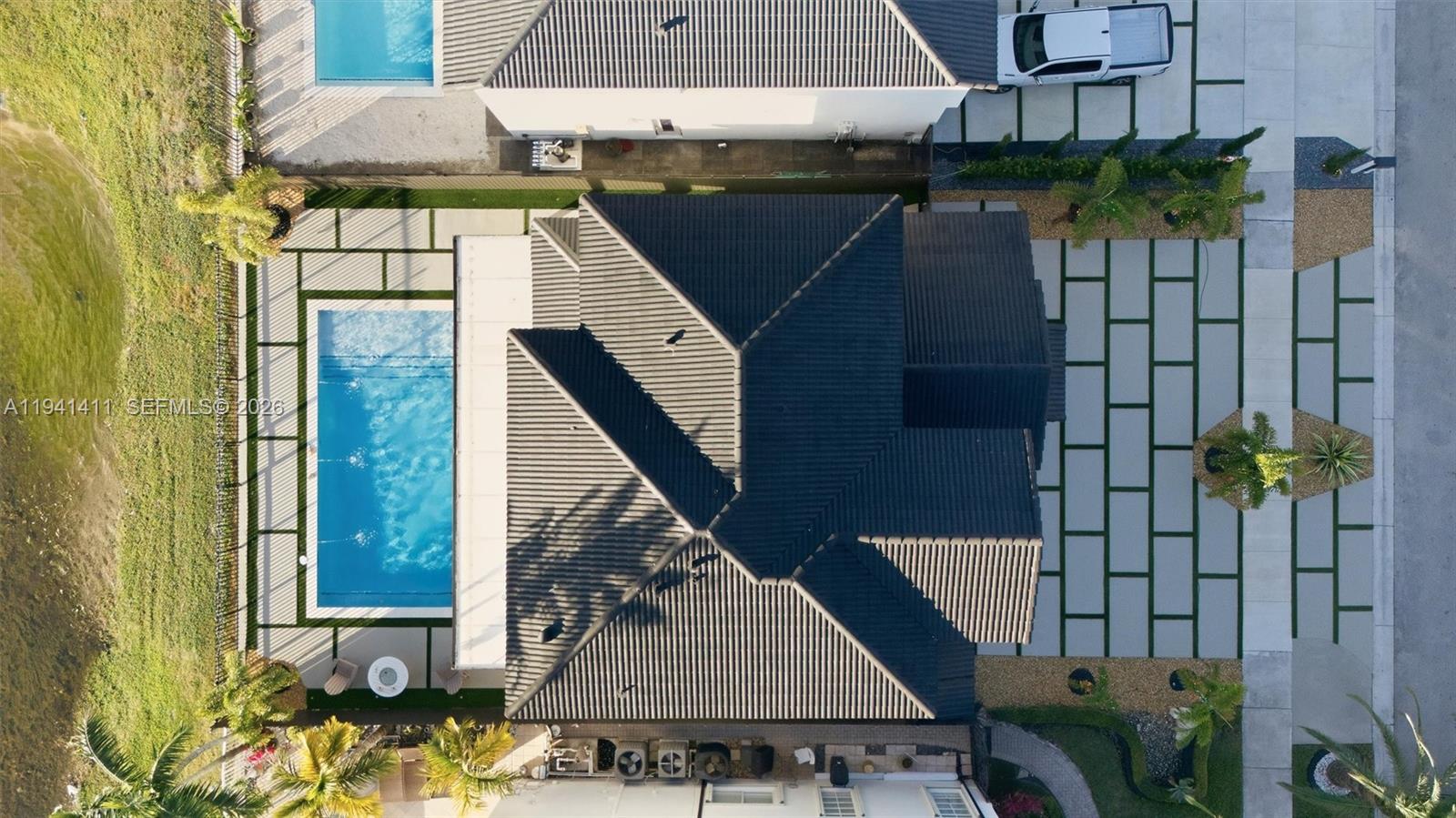 EFM ESTATES SECTIONS TWO - Residential