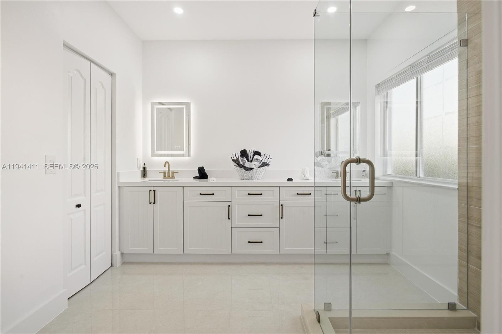 EFM ESTATES SECTIONS TWO - Residential