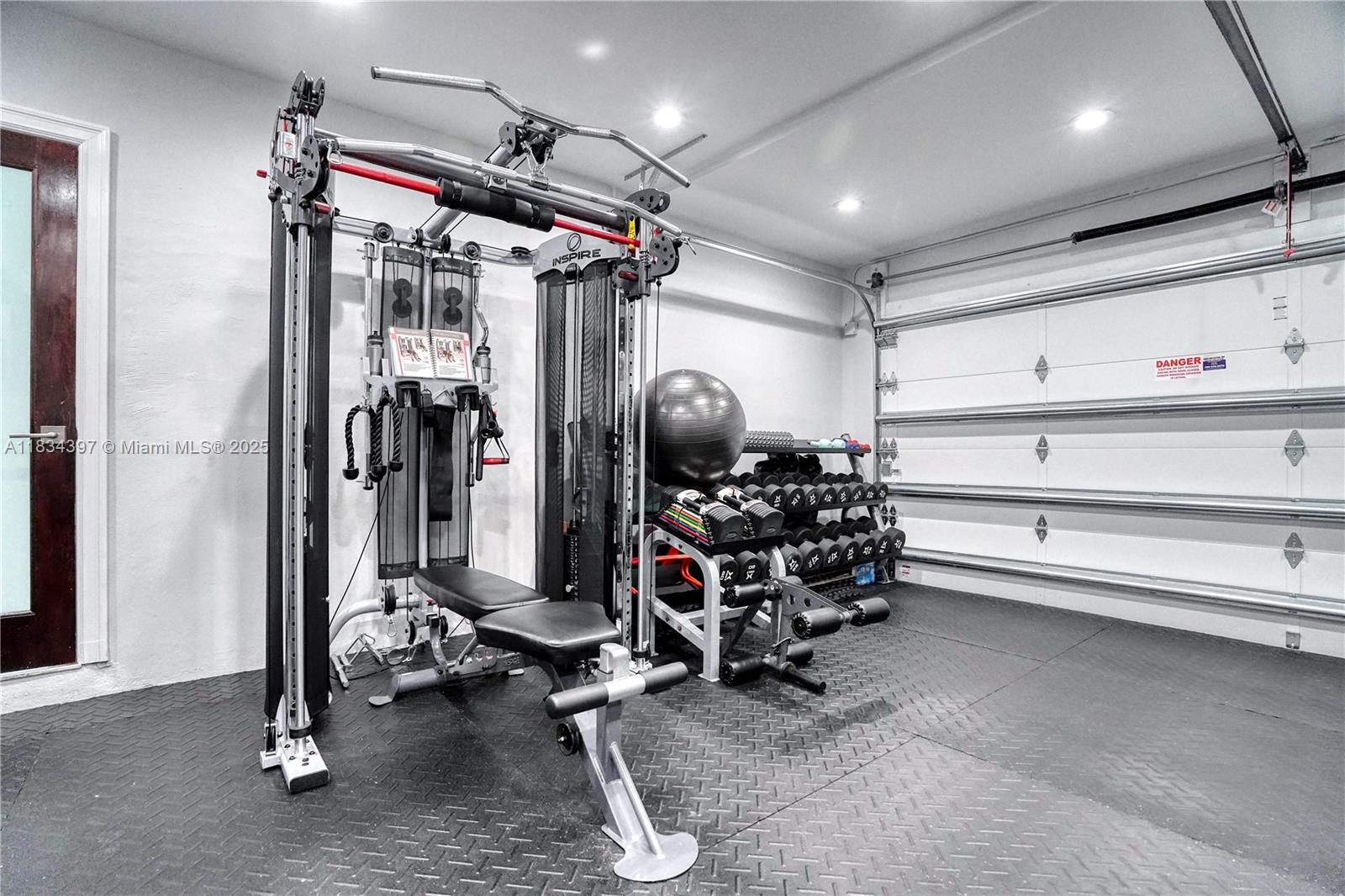 KEYSTONE ISLAND NO 5 - Residential Lease