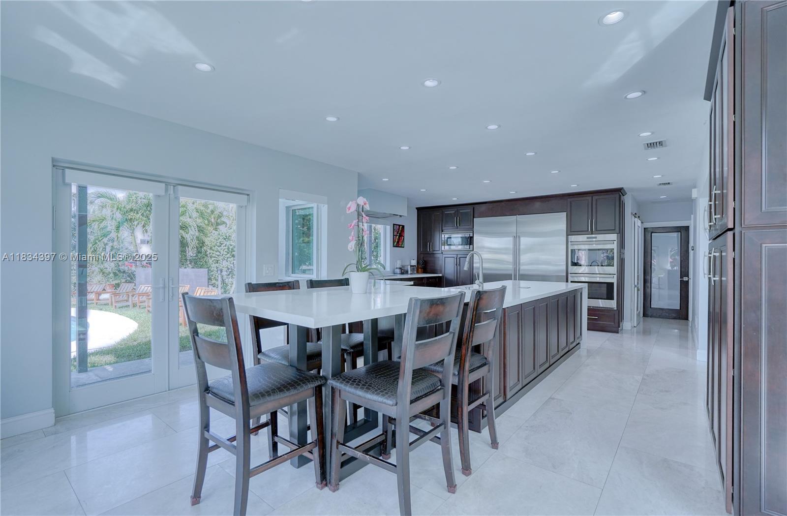 KEYSTONE ISLAND NO 5 - Residential Lease