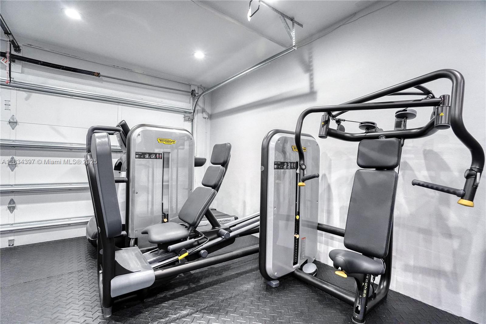 KEYSTONE ISLAND NO 5 - Residential Lease