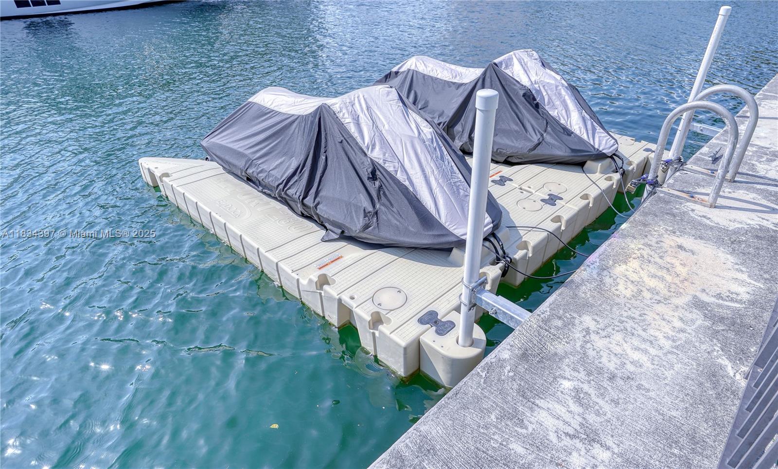 KEYSTONE ISLAND NO 5 - Residential Lease