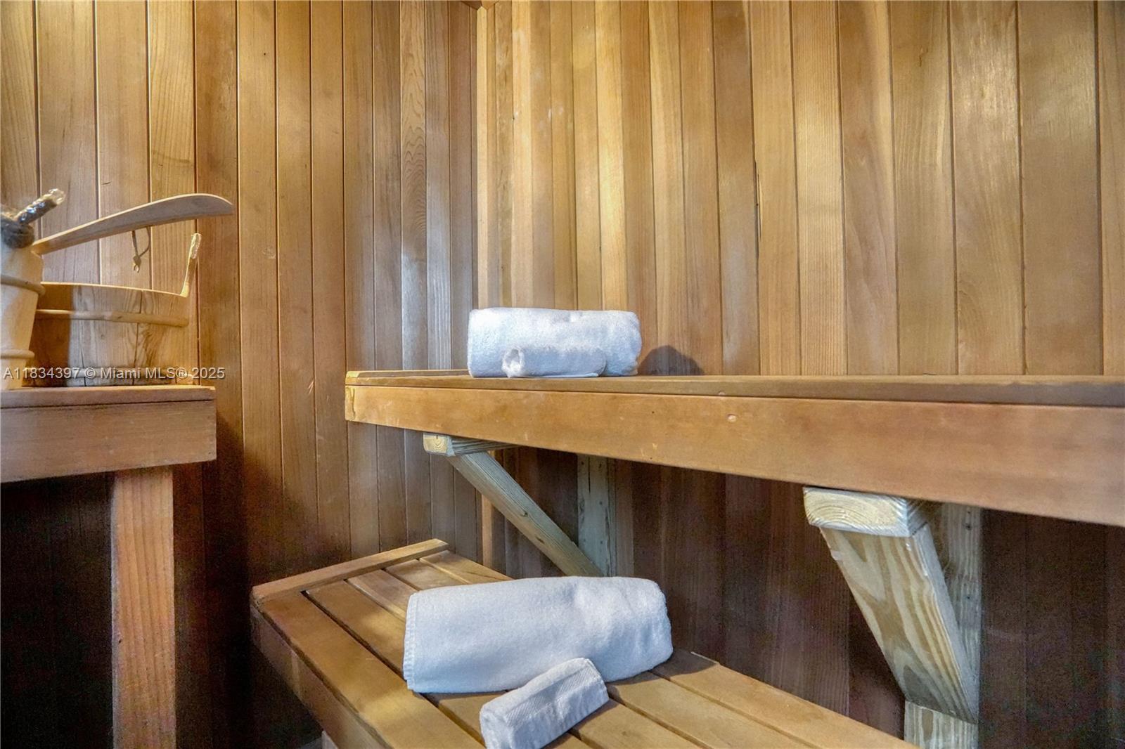 KEYSTONE ISLAND NO 5 - Residential Lease