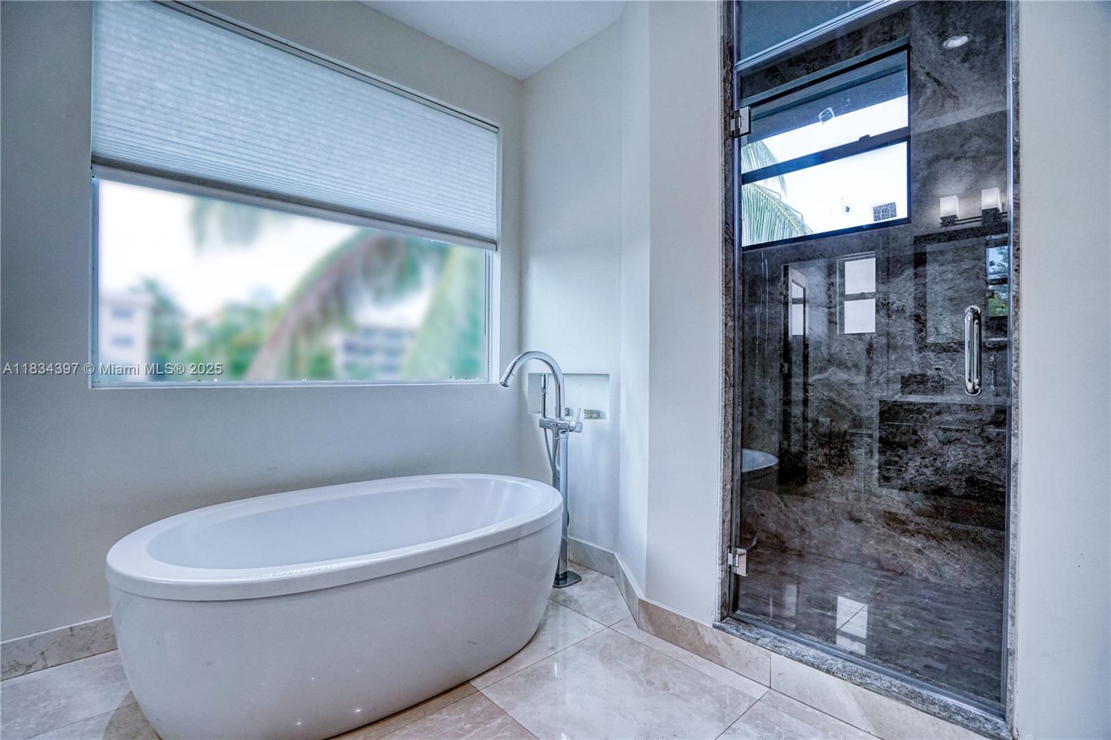 KEYSTONE ISLAND NO 5 - Residential Lease