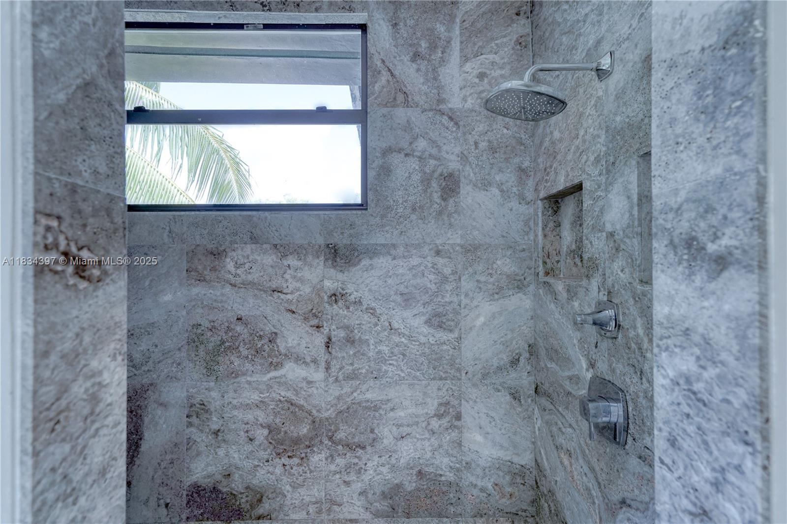 KEYSTONE ISLAND NO 5 - Residential Lease