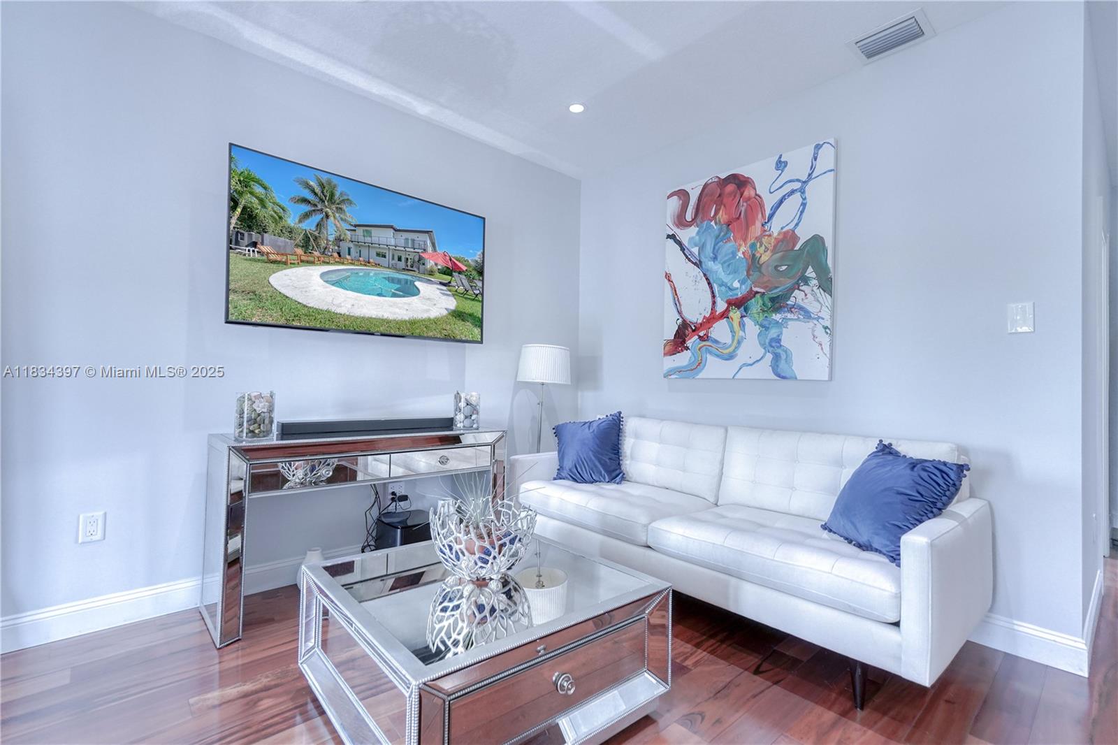 KEYSTONE ISLAND NO 5 - Residential Lease