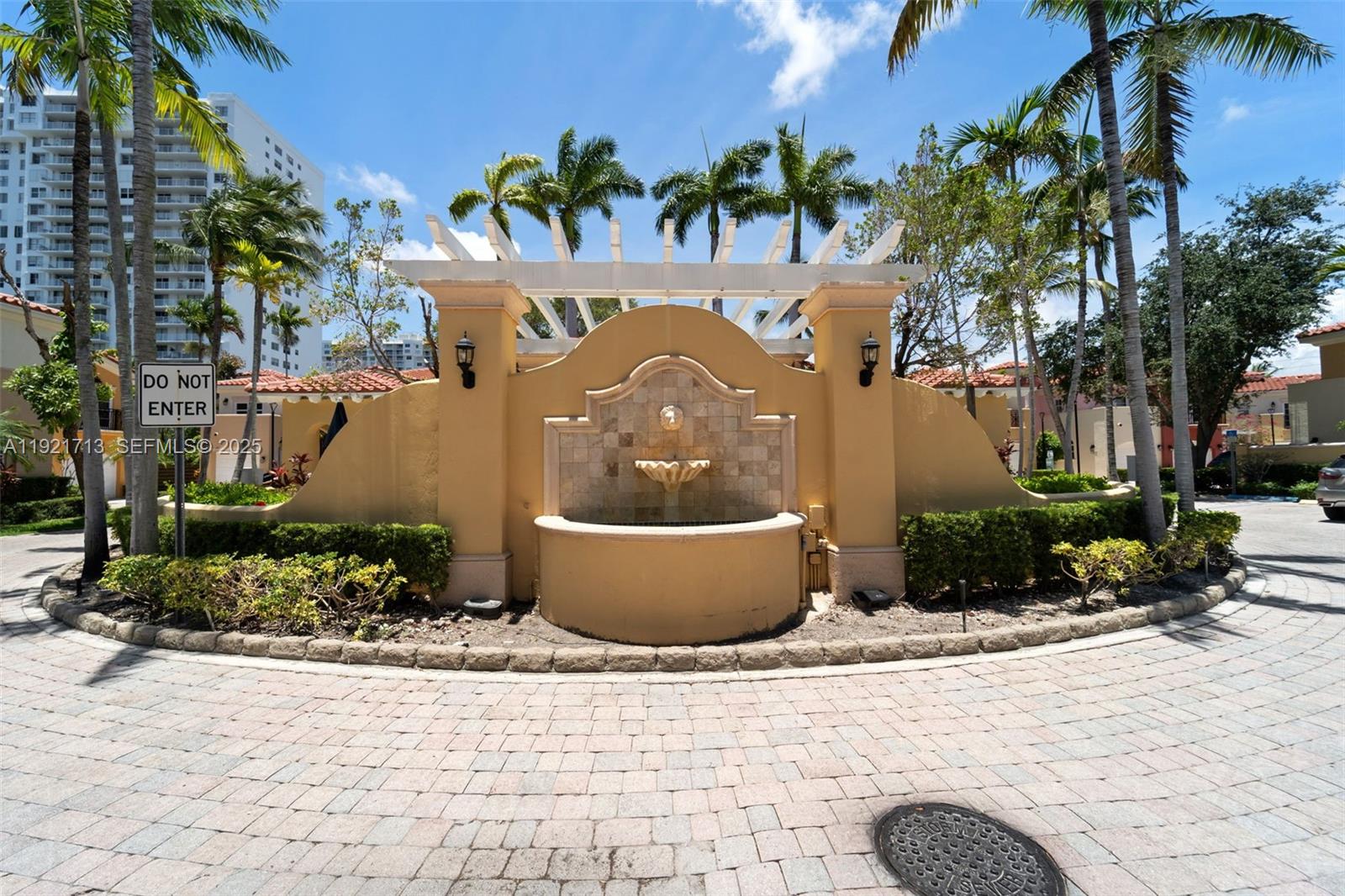 Aventura Bay Townhomes - Residential