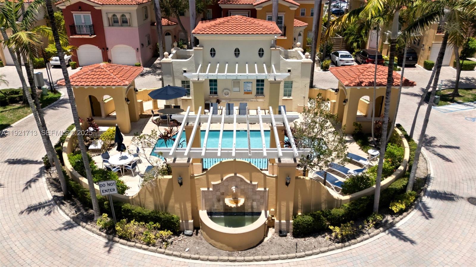 Aventura Bay Townhomes - Residential