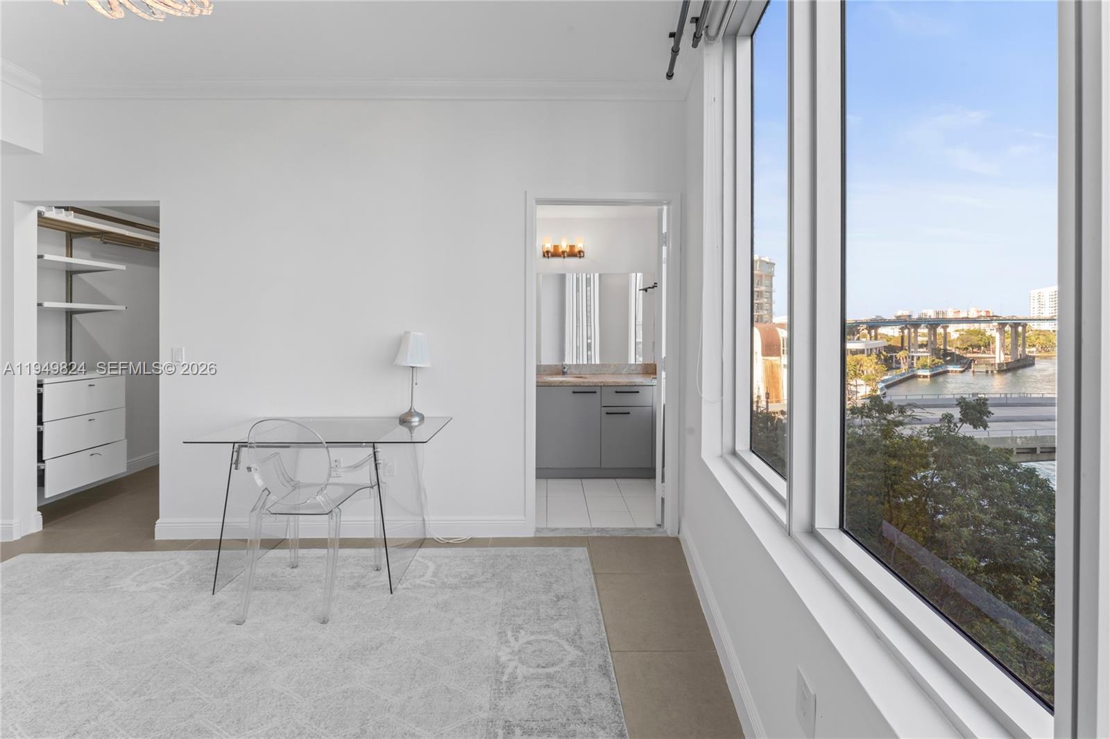 LATITUDE ON THE RIVER CON - Residential