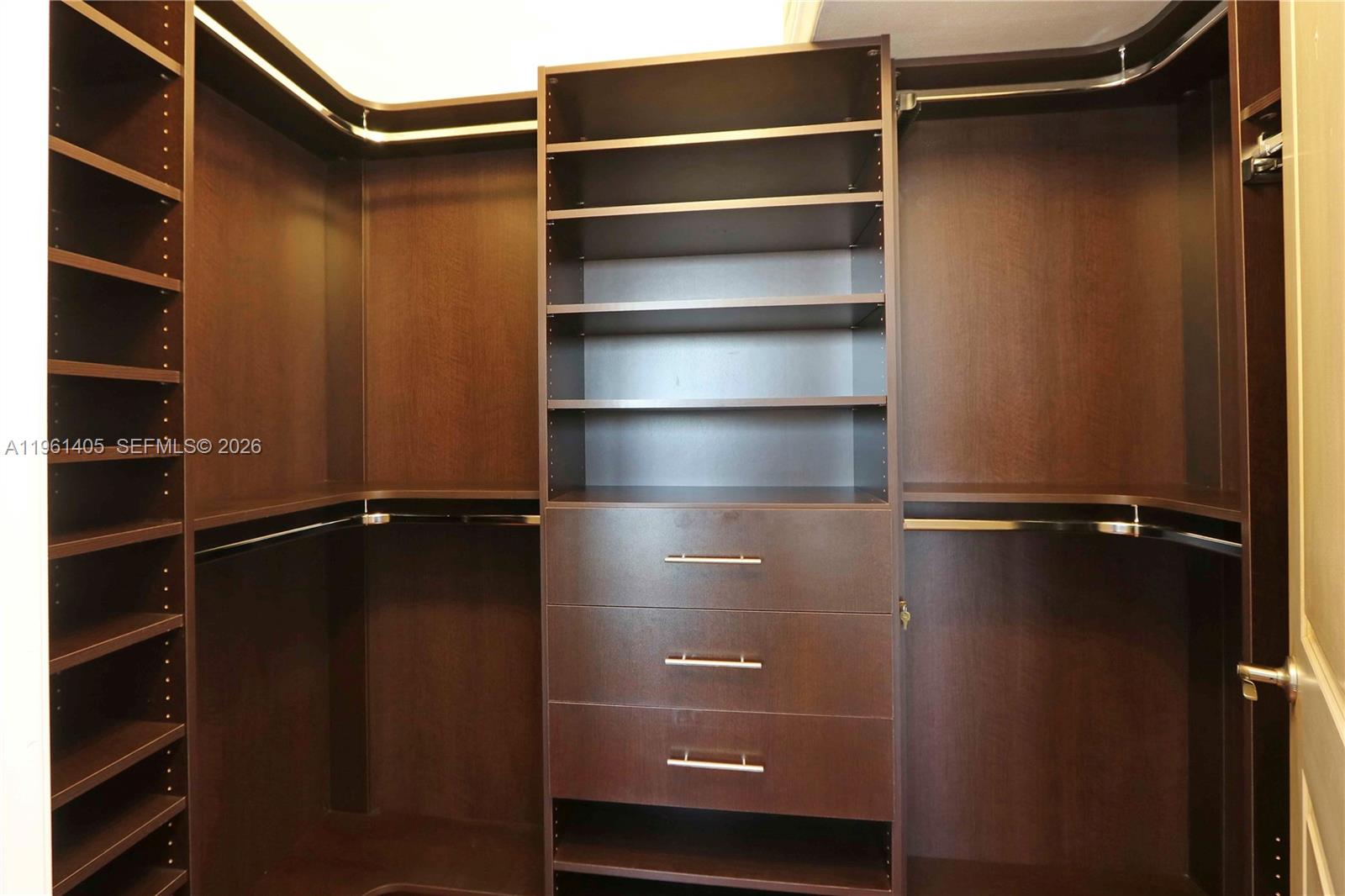 TEN ARAGON CONDO - Residential