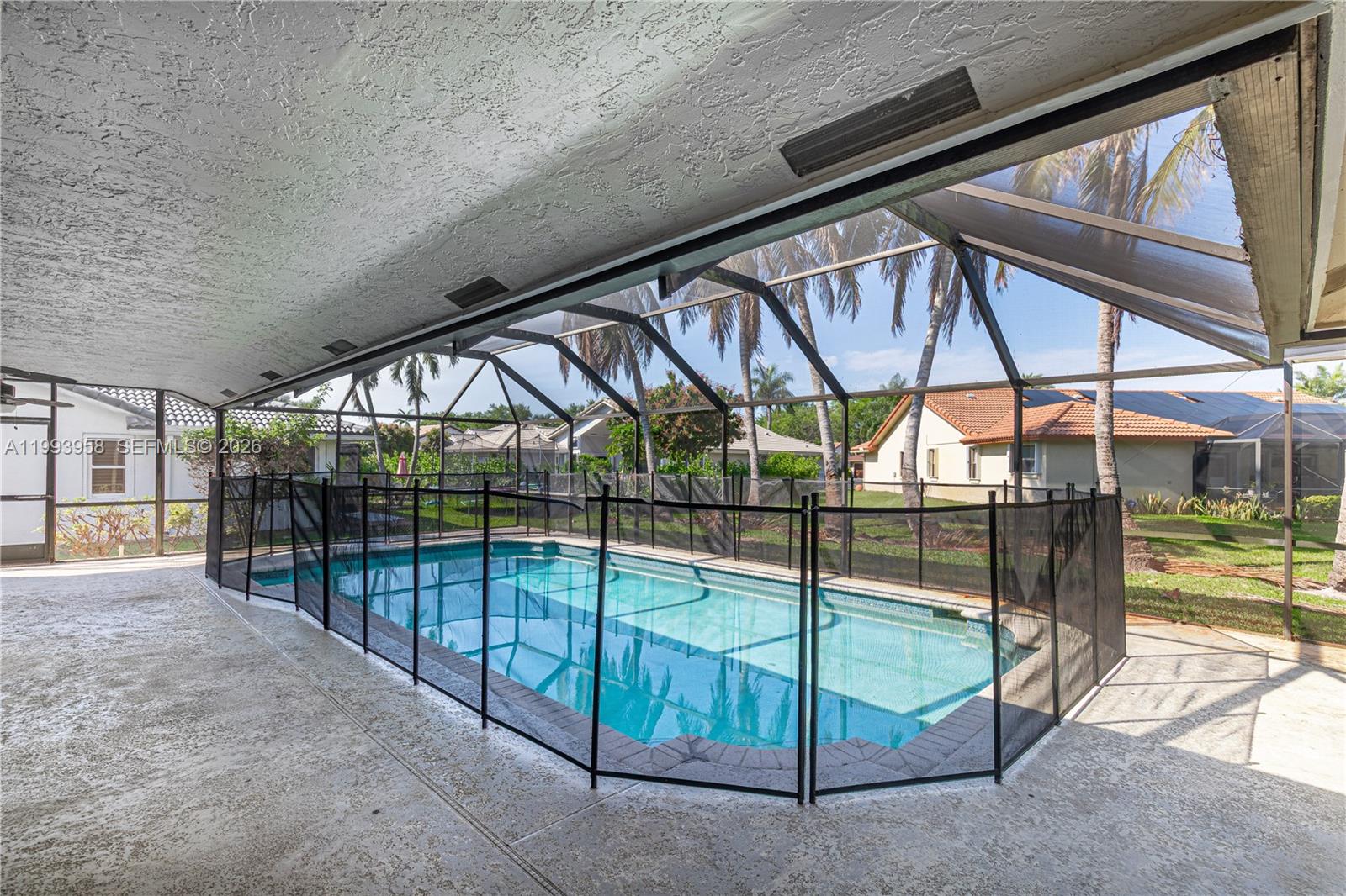 WEST GLEN - Residential