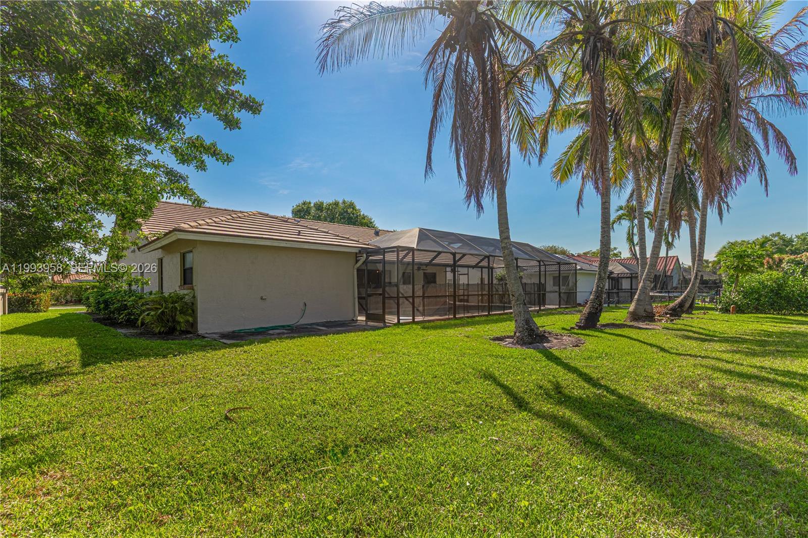 WEST GLEN - Residential