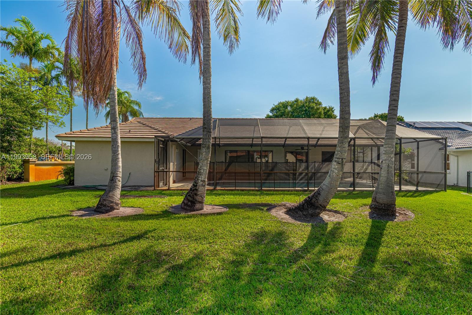 WEST GLEN - Residential