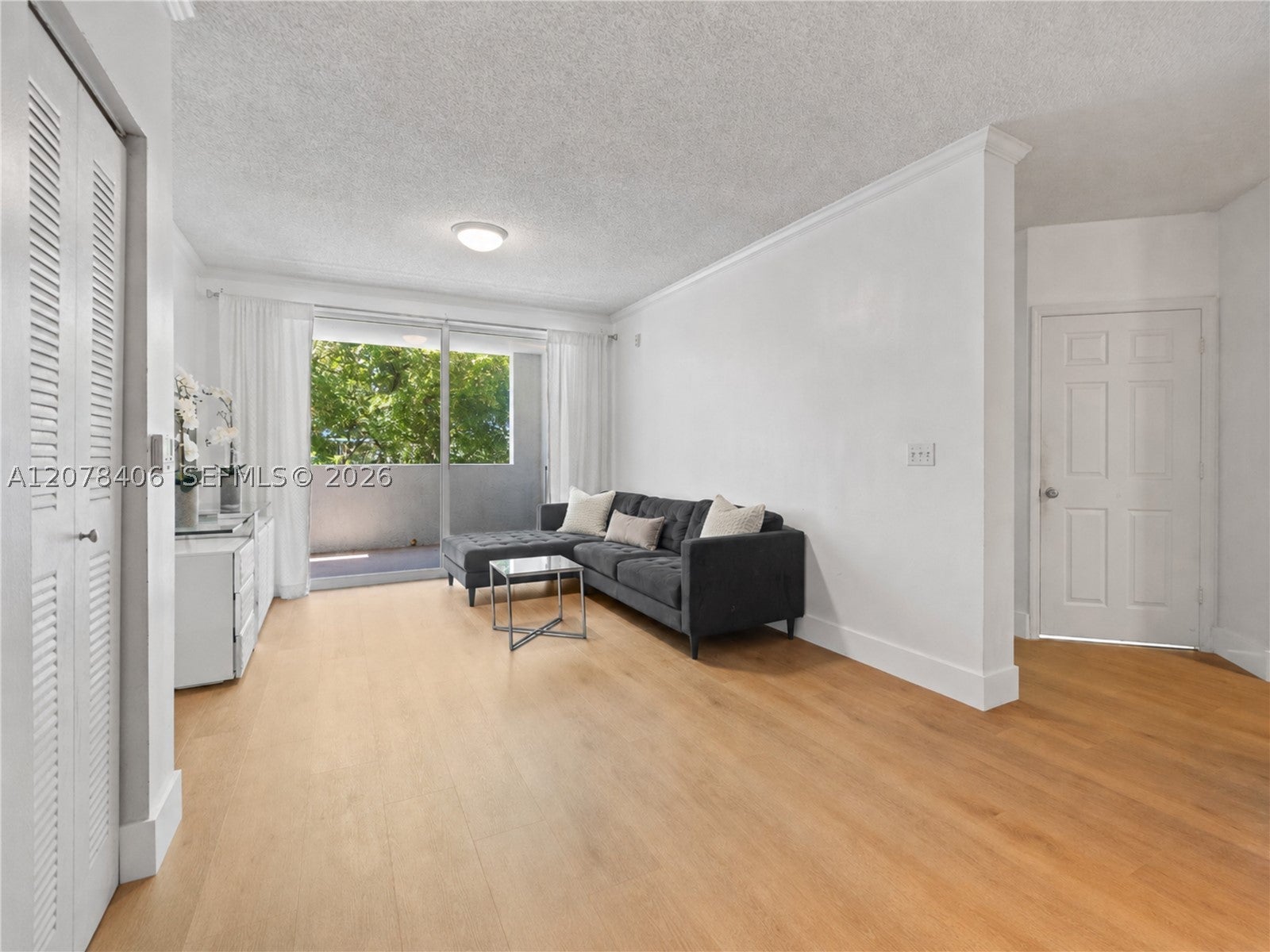 17145 N Bay Rd 4311