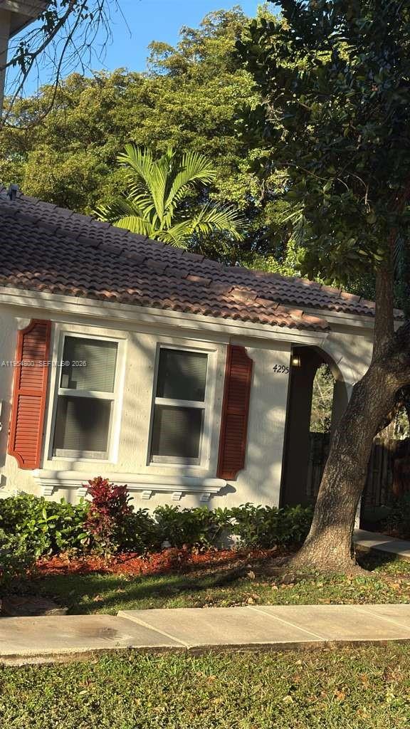 MARBELLA BAY - Residential