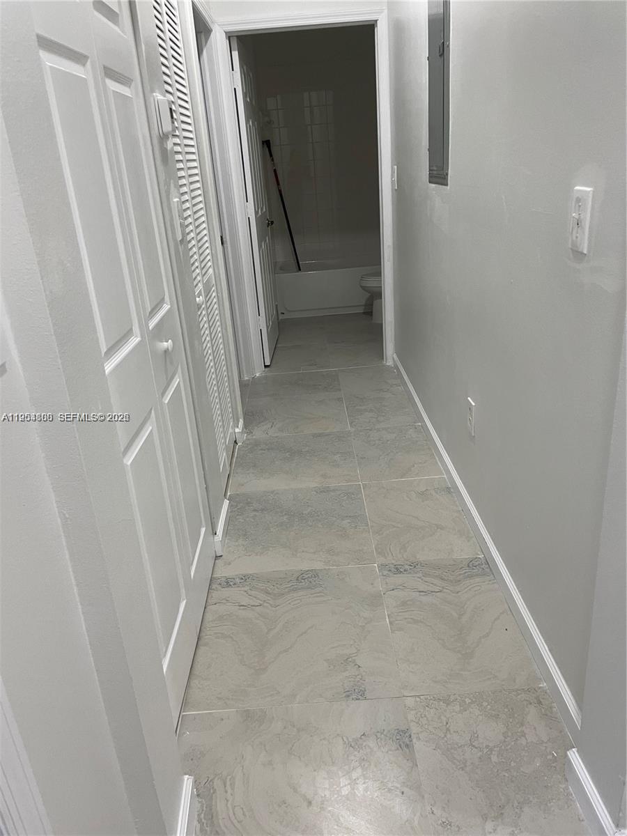 MARBELLA BAY - Residential