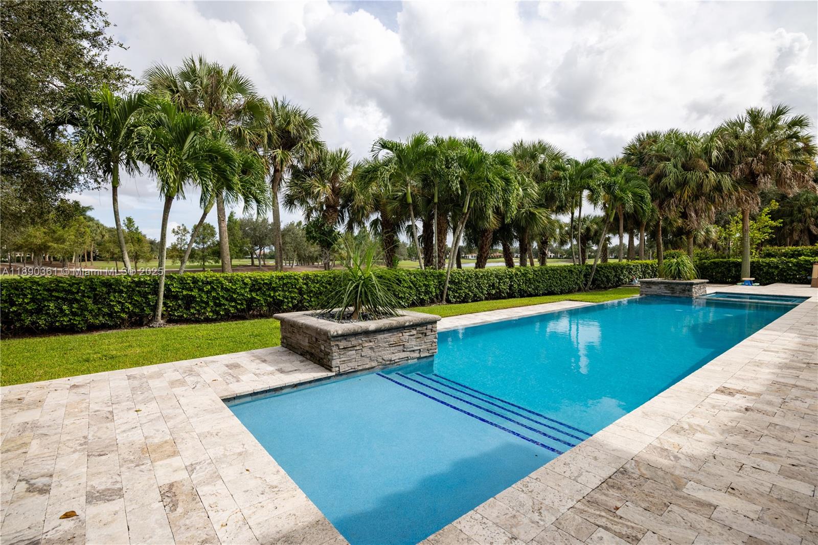 PARKLAND GOLF & COUNTRY C - Residential