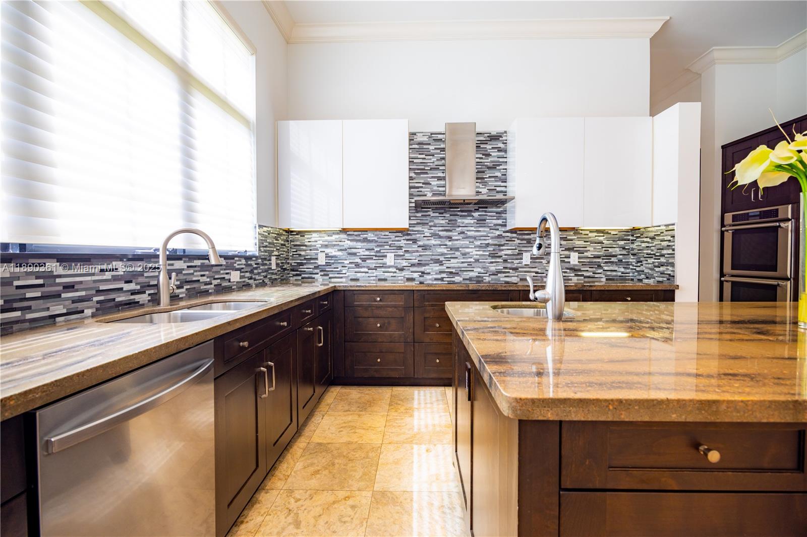 PARKLAND GOLF & COUNTRY C - Residential