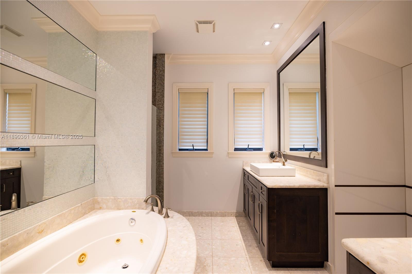 PARKLAND GOLF & COUNTRY C - Residential