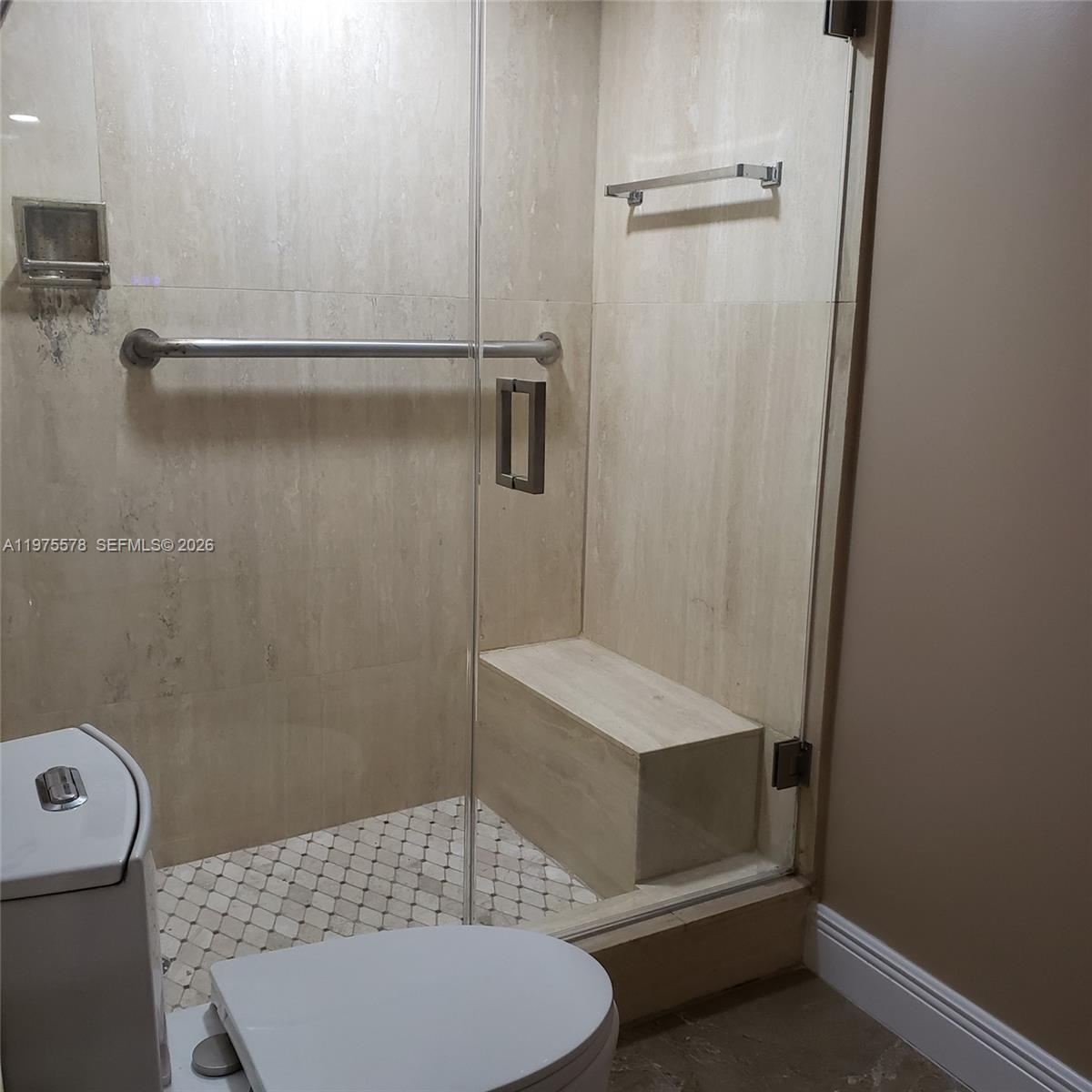 SUMMIT CONDO - Residential