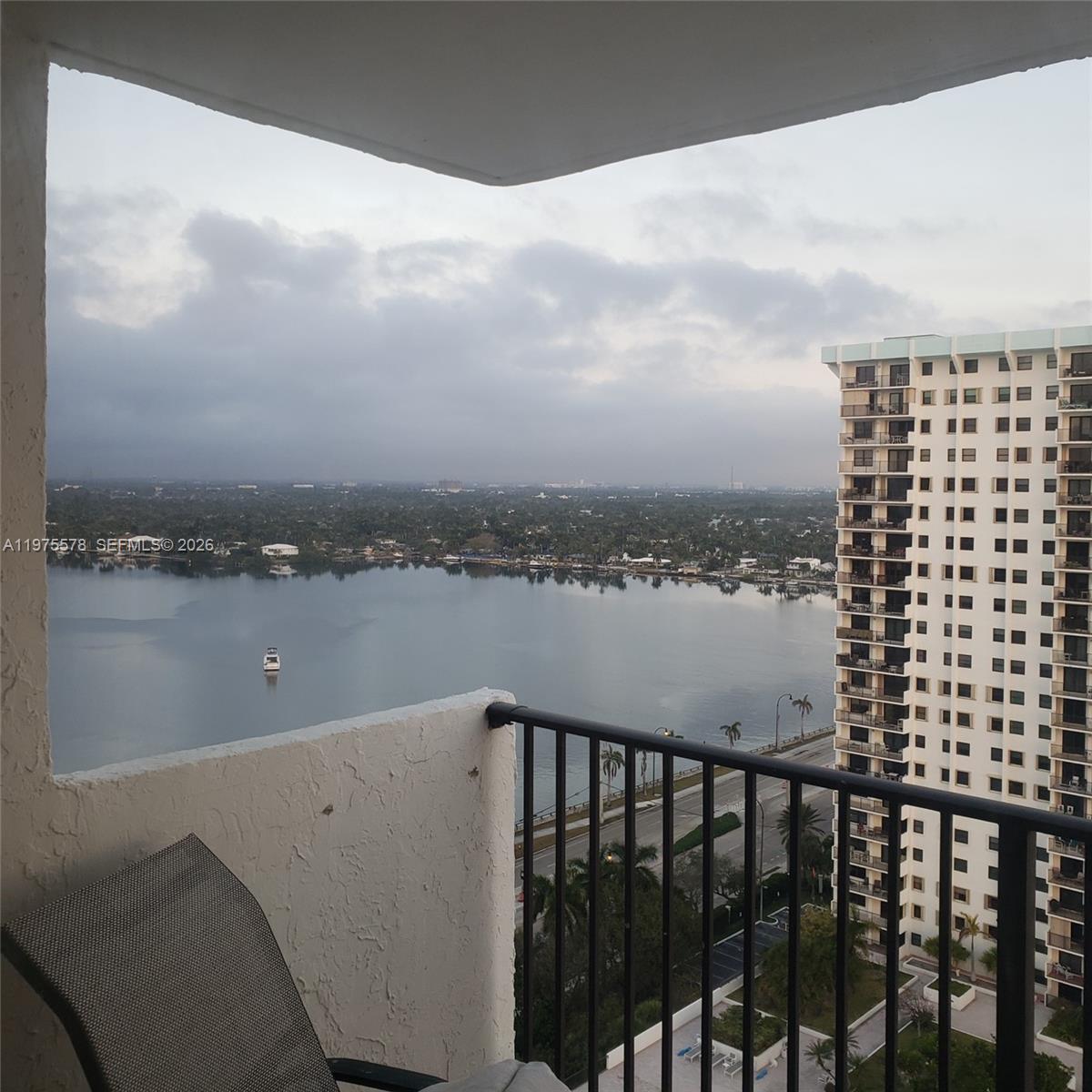 1201 S Ocean Dr 2105S