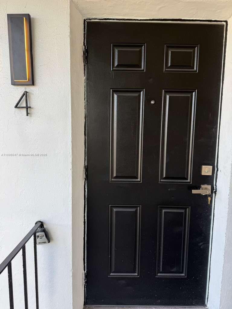 BREEZYWAY MANOR ADD - Residential Lease