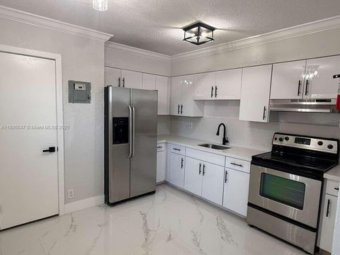 3128 SW 12th Place 4 Fort Lauderdale FL 33312