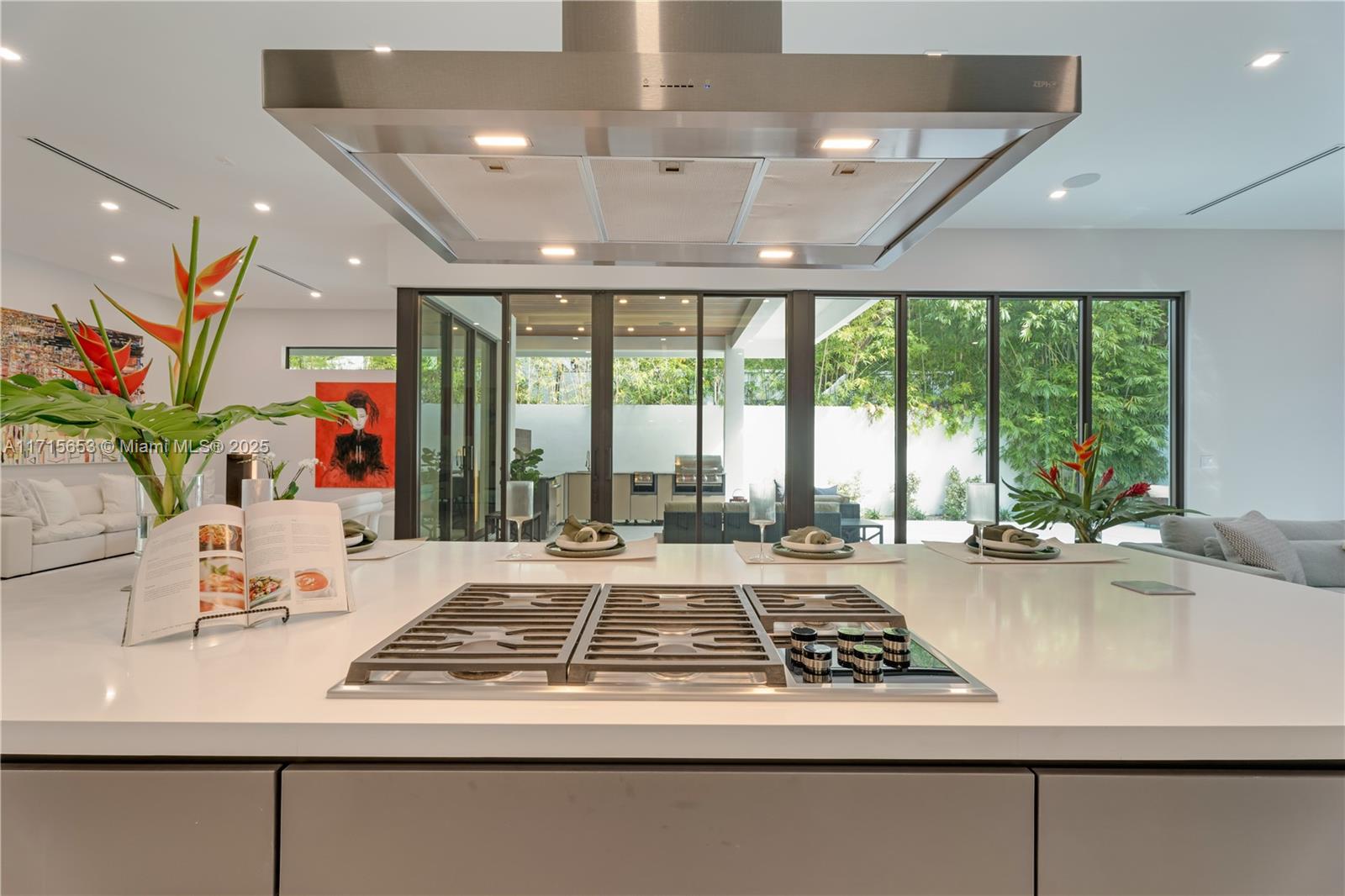 SUNSHINE FRUITS CO - Residential