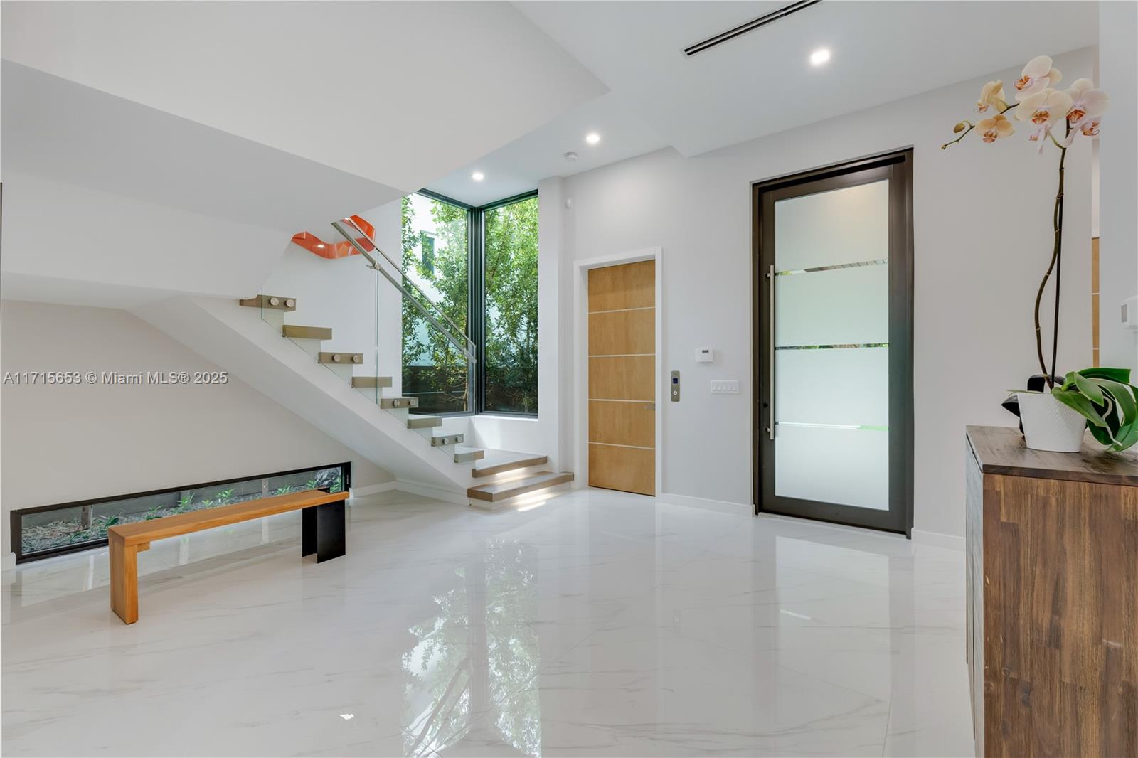 SUNSHINE FRUITS CO - Residential