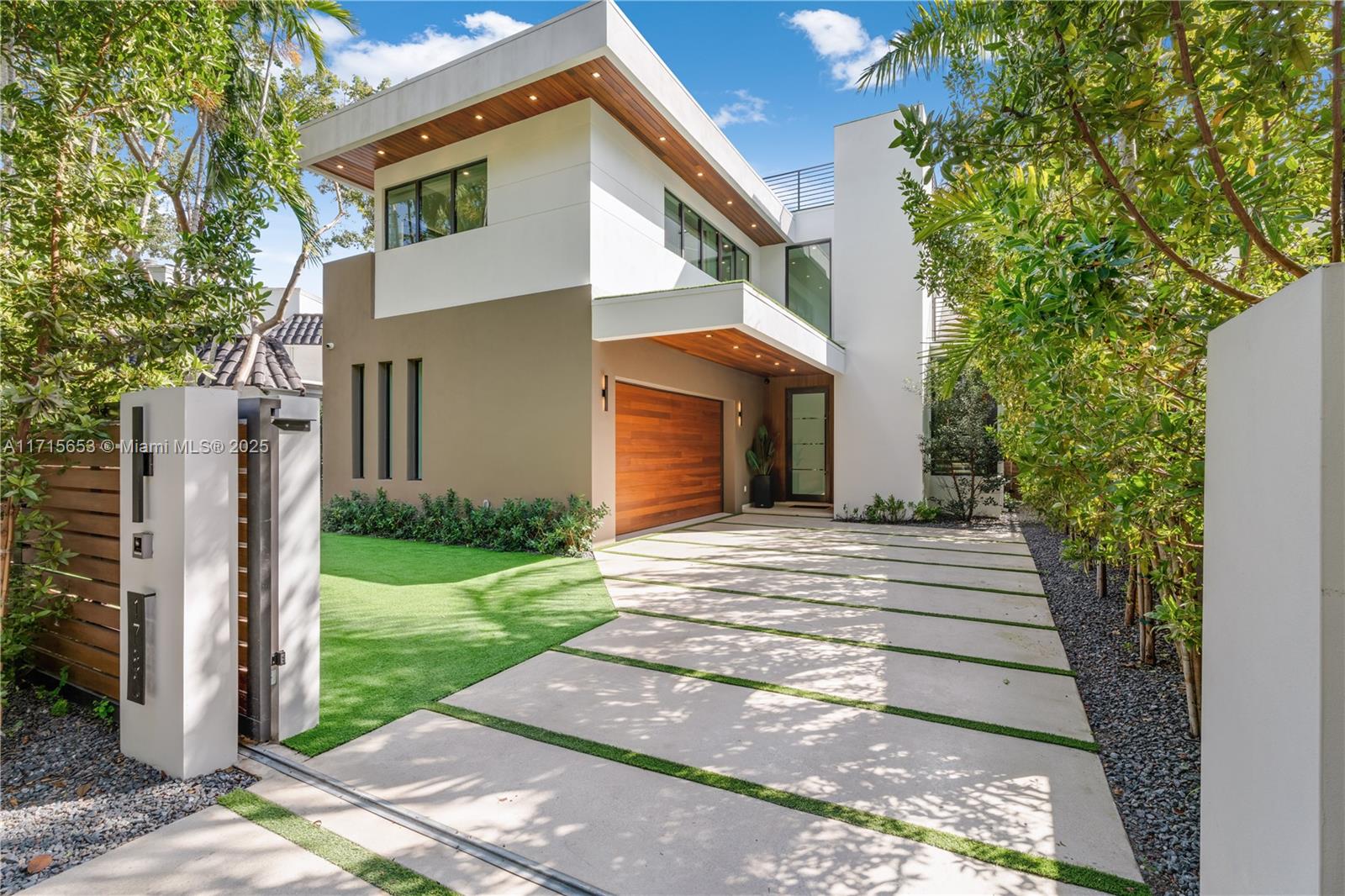 SUNSHINE FRUITS CO - Residential