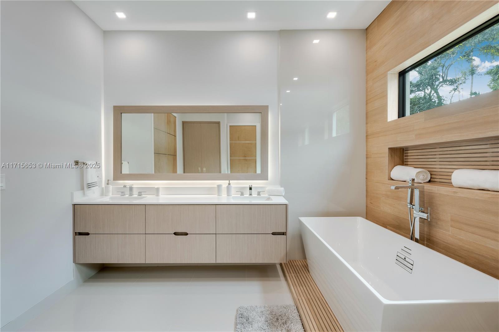SUNSHINE FRUITS CO - Residential