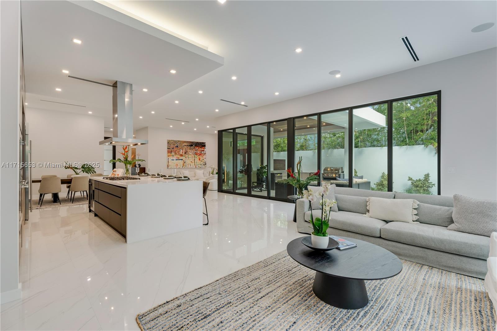 SUNSHINE FRUITS CO - Residential