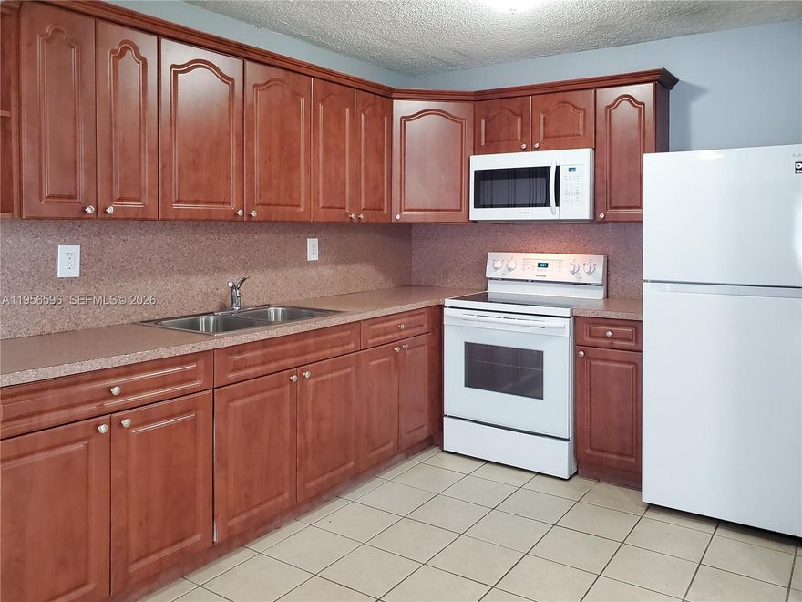 For Rent: Beautiful and spacious 1-bedroom, 1-bathroom condo offering 910 sq ft of living space, located on the third floor of the well-maintained Palm West Gardens community in Hialeah. This bright unit features fresh paint, a renovated kitchen and bathroom, tile flooring throughout, new air conditioning and water heater, and a private balcony. Water is included, and the unit comes with one assigned parking space, plus ample guest parking. Conveniently located with easy access to the Palmetto Expressway and Okeechobee Road. Pets are not allowed.