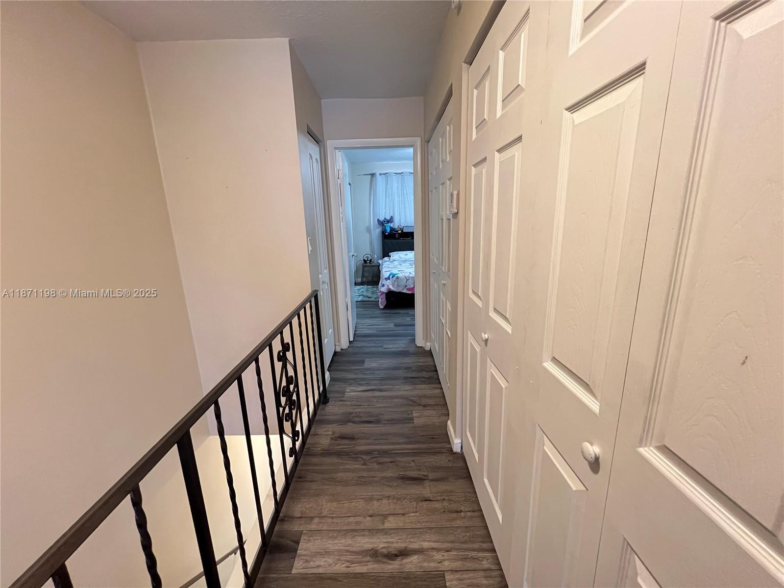 TOWNHOUSE VILLAS CONDO - Residential