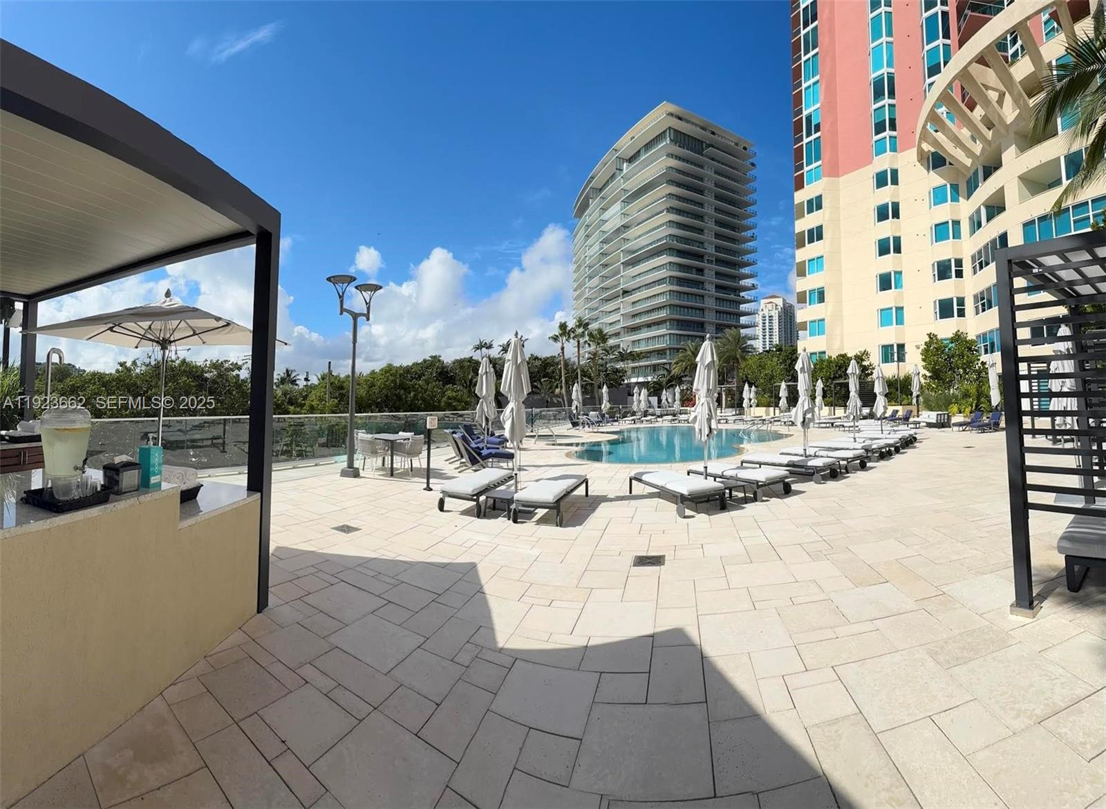 SOUTH POINTE TOWERS CONDO - Residential