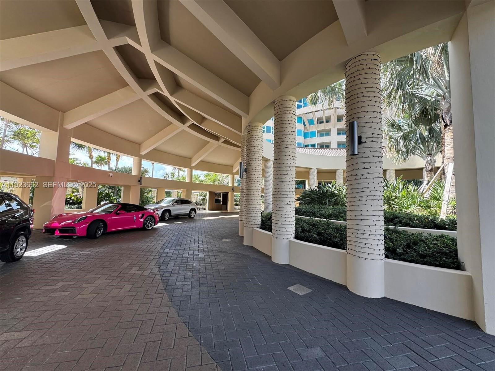 SOUTH POINTE TOWERS CONDO - Residential