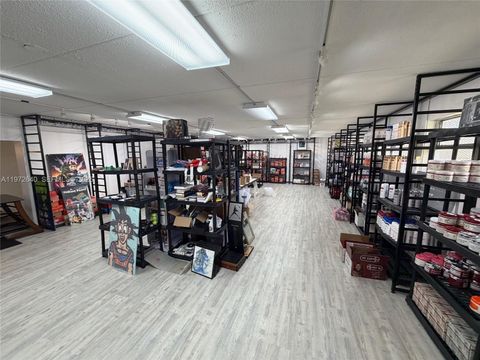 18500 NE 5th Ave Miami FL 33179